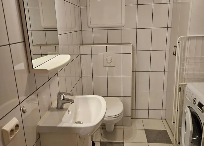 아파트 Naer Flyplass Og Alesund Sentrum *