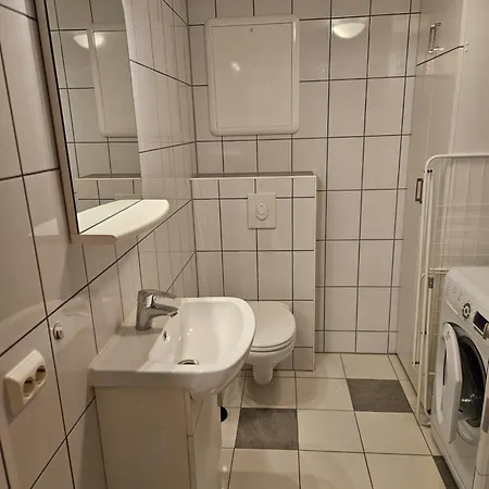 Lägenhet Naer Flyplass Og Alesund Sentrum *
